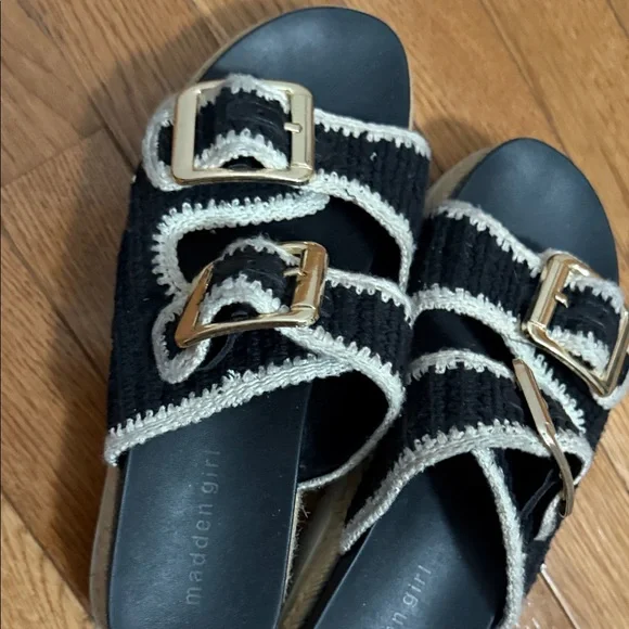 Madden Girl Black and Cream Buckle Sandals - Picture 6 of 8